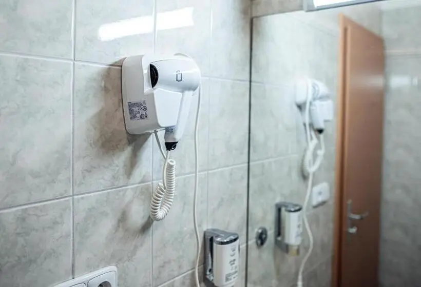 Standard Yhden Hengen Huone, Penzion Hurikán 63