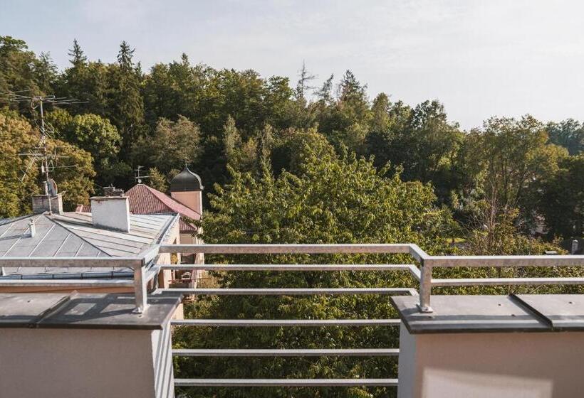 Семейный Номер, Penzion Hurikán 63