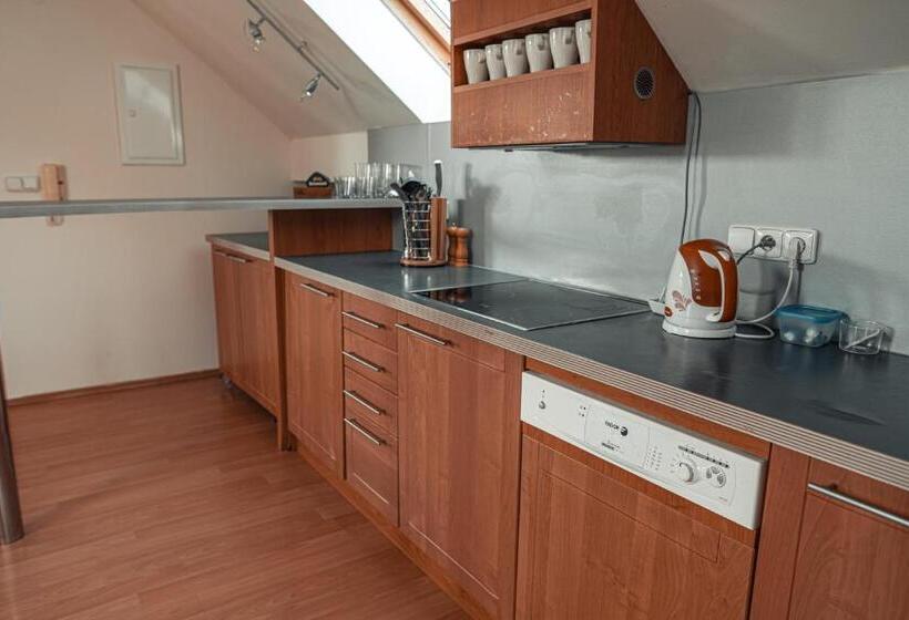 Семейный Номер, Penzion Hurikán 63