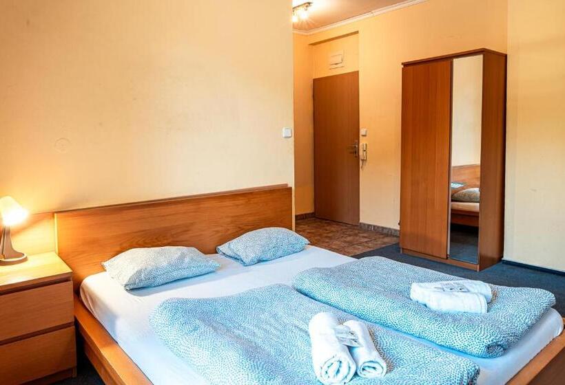 Номер Стандарт, Penzion Hurikán 63