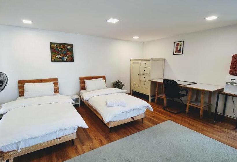 اتاق استاندارد با تراس, Nextdoor Patan