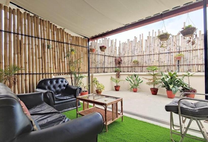 اتاق استاندارد با تراس, Nextdoor Patan