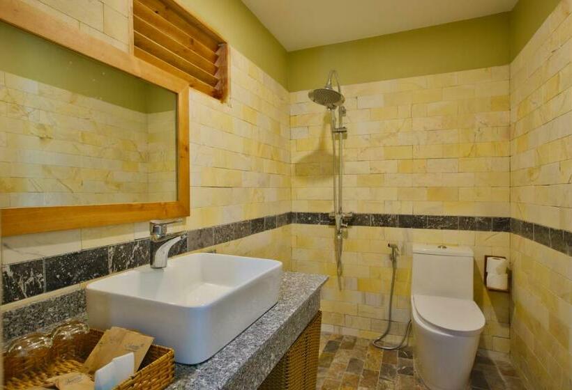 اتاق سوپریور با چشمانداز کوهستان, Azura Resort