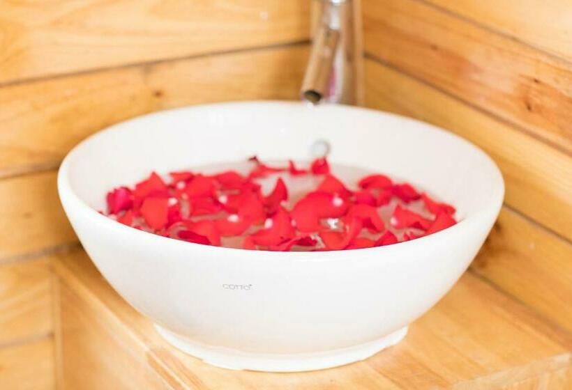 اتاق سوپریور, S'bungalow Phu Quoc