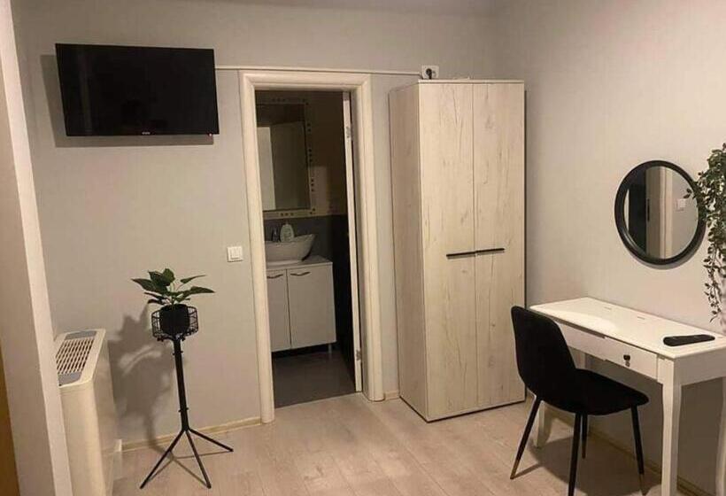 اتاق عادی, Vonamor Rooms