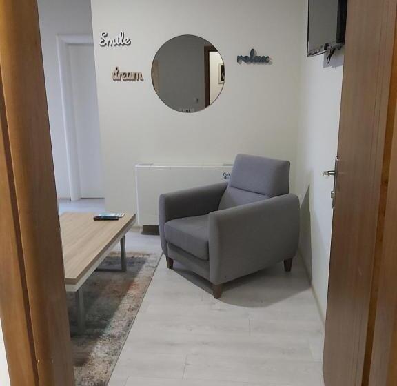 اتاق خانوادگی, Vonamor Rooms