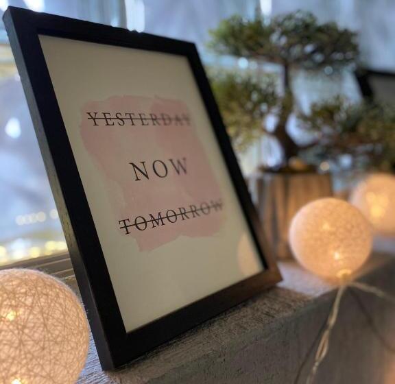 اتاق خانوادگی, Vonamor Rooms