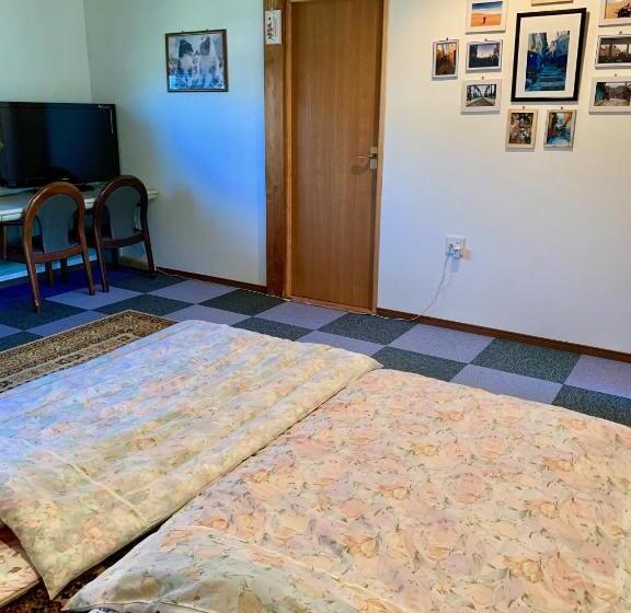 חדר משפחתי, Guesthouse Hope