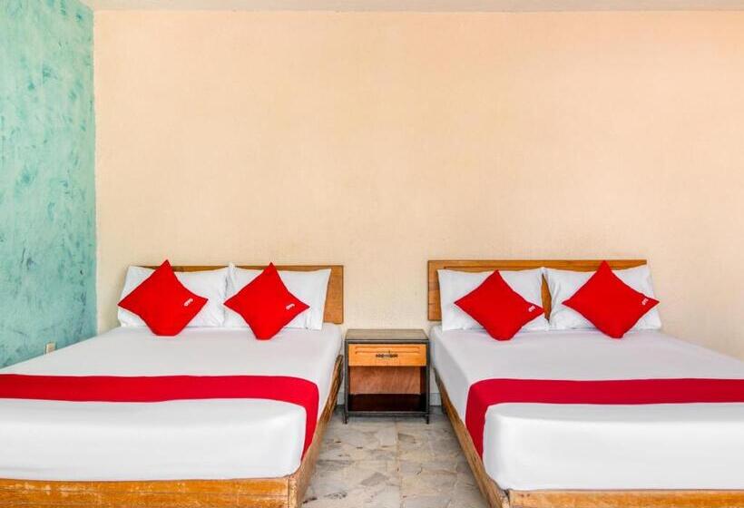 Семейный Номер, Capital O Hotel La Siesta, Gomez Palacio