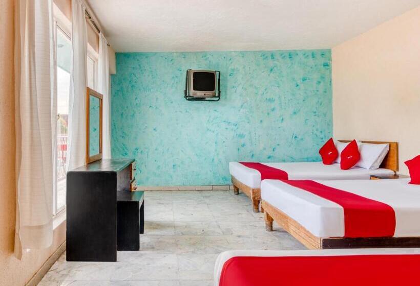 Семейный Номер, Capital O Hotel La Siesta, Gomez Palacio