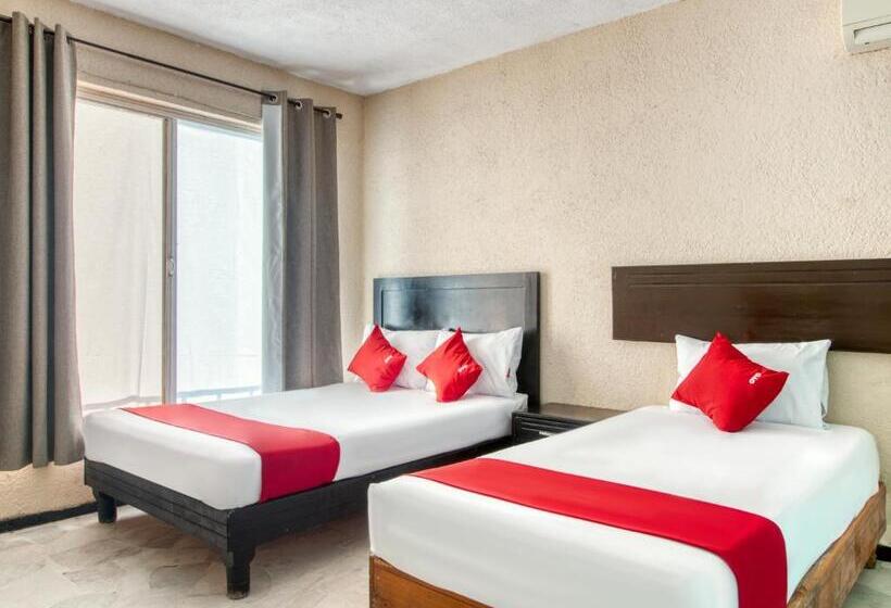 Четырехместный Номер Стандарт, Capital O Hotel La Siesta, Gomez Palacio