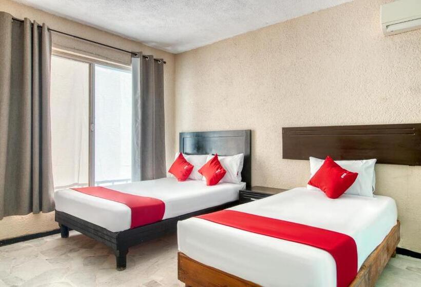 スタンダード４人部屋, Capital O Hotel La Siesta, Gomez Palacio