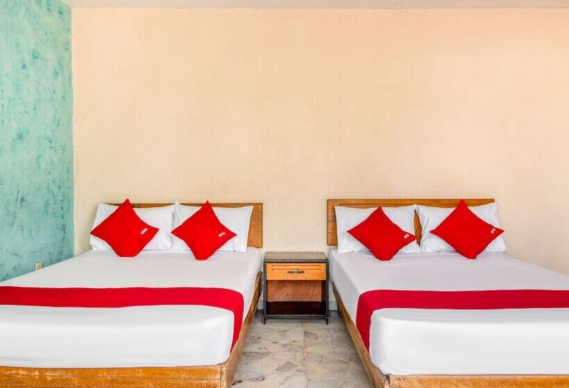 Семейный Номер, Capital O Hotel La Siesta, Gomez Palacio