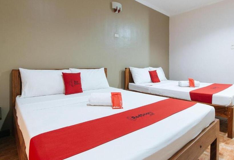 Family Room, Reddoorz @ Km 50 Aguinaldo Highway Tagaytay