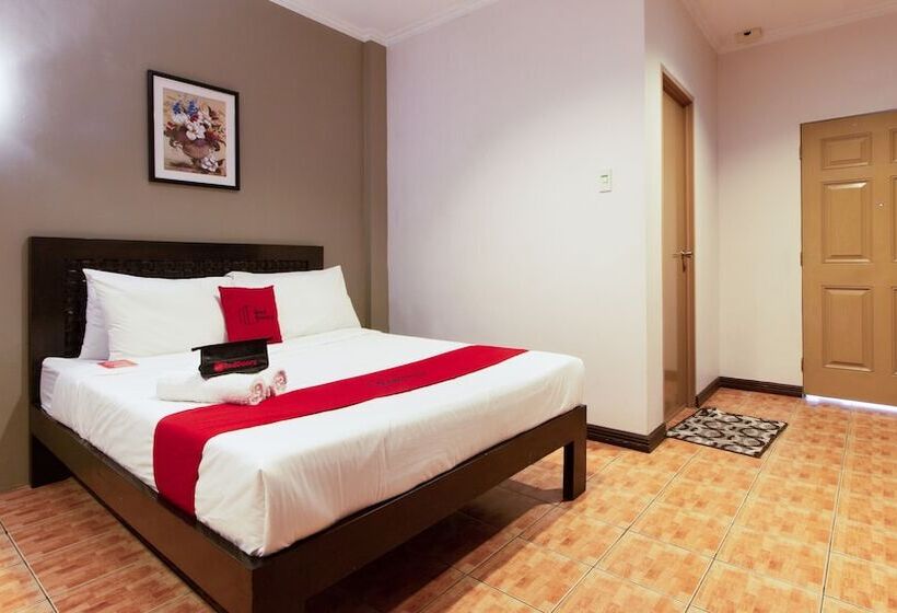 Family Room, Reddoorz @ Km 50 Aguinaldo Highway Tagaytay