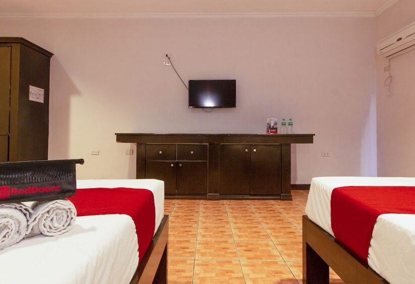 اتاق خانوادگی, Reddoorz @ Km 50 Aguinaldo Highway Tagaytay