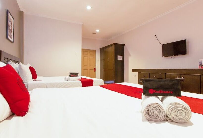 اتاق خانوادگی, Reddoorz @ Km 50 Aguinaldo Highway Tagaytay