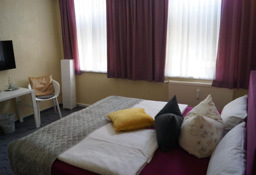 标准间, Pension Triebischtal