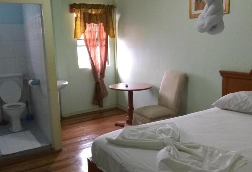 اتاق استاندارد, Ms. Holder's Comfort Villa