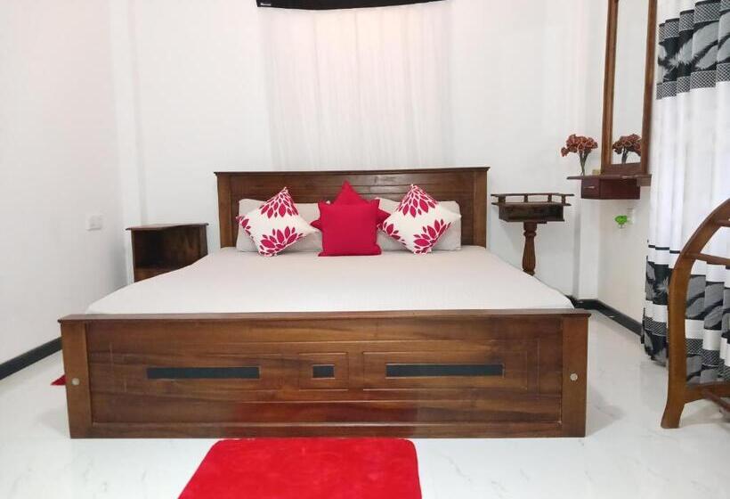 חדר סטנדרט עם מיטת קינג, Hidden Villa