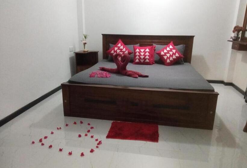 חדר סטנדרט עם מיטת קינג, Hidden Villa