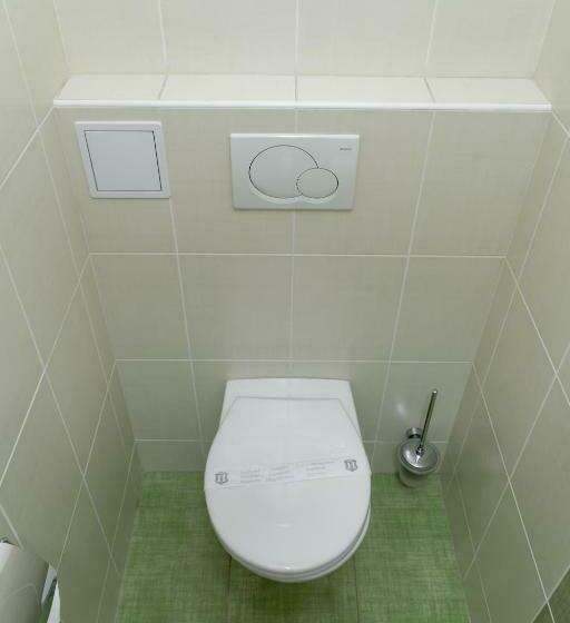 Deluxe Szoba, Kamu Garni