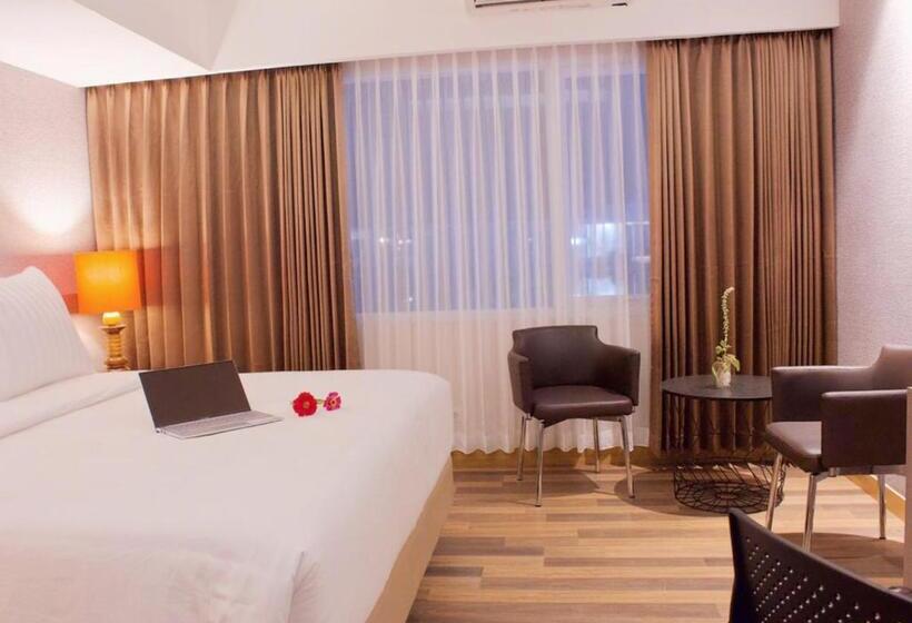 חדר דחוקס עם מיטת קינג, Suni Sentani   Managed By East Season