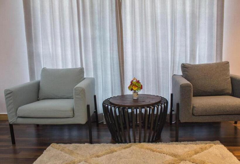 חדר סטנדרט, Suni Sentani   Managed By East Season