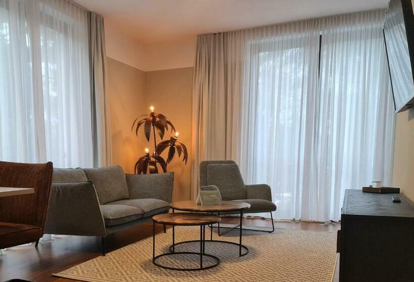 스위트, Velotel Bad Saarow