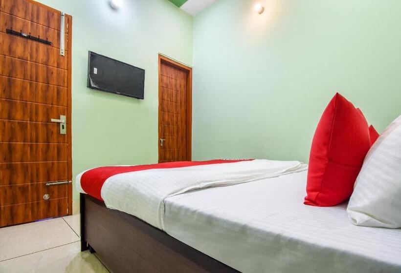 חדר סטנדרט, Flagship New Vatika Guest House