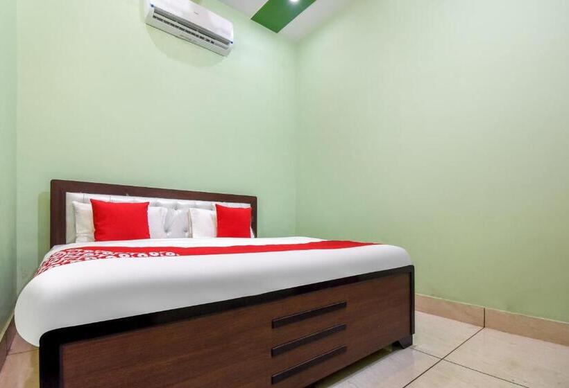 חדר סטנדרט, Flagship New Vatika Guest House