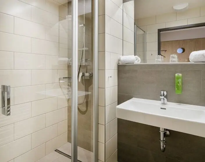 スタンダードトリプルルーム, Jufa Hotel Weiz