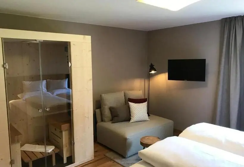 バルコニー付きデラックスルーム, Klein Fein Hotel Zum Graf