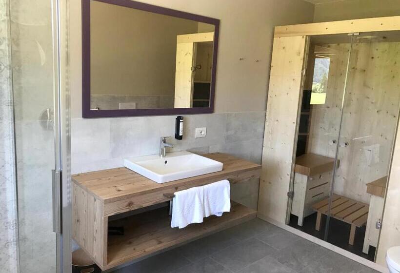 Номер Deluxe с Балконом, Klein Fein Hotel Zum Graf