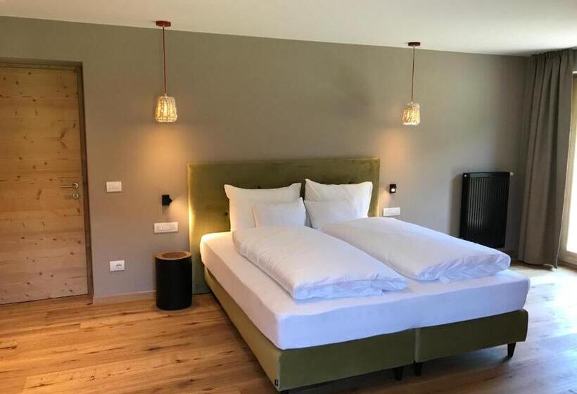 Номер Deluxe с Балконом, Klein Fein Hotel Zum Graf