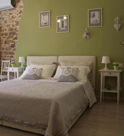 스탠다드 룸, Il Viandante