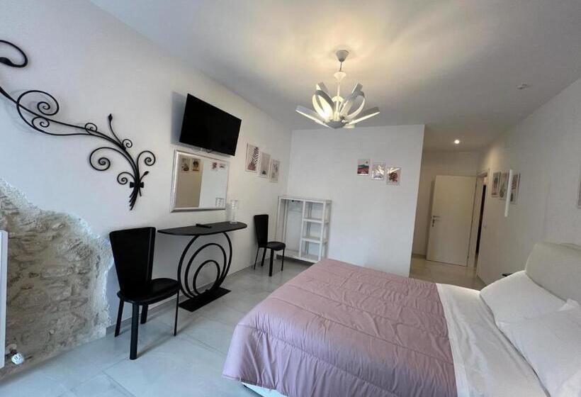 4인용 스탠다드 룸, Il Viandante