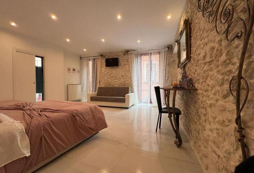 四人高级间, Il Viandante