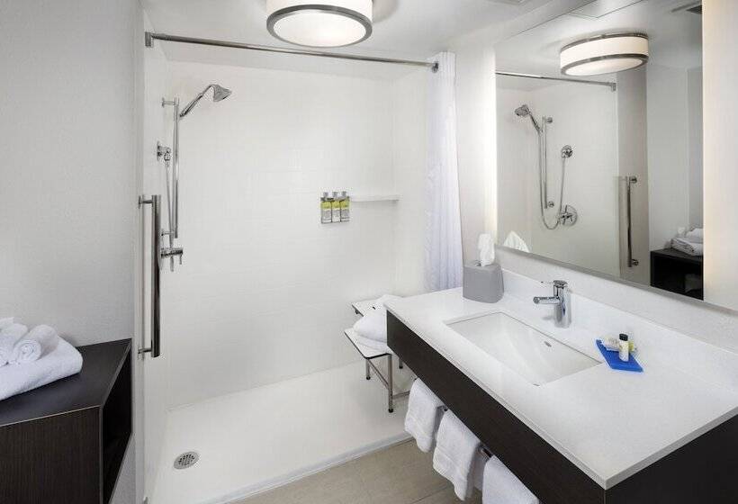 غرفه قياسيه سريرين مزدوجين, Holiday Inn Express Middlesboro, An Ihg