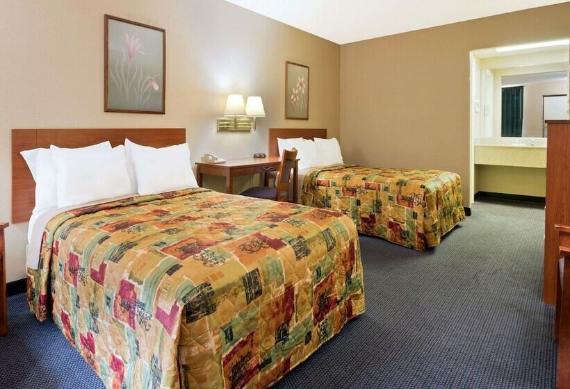 스탠다드 룸 더블 침대 2개, Knights Inn Elizabethtown