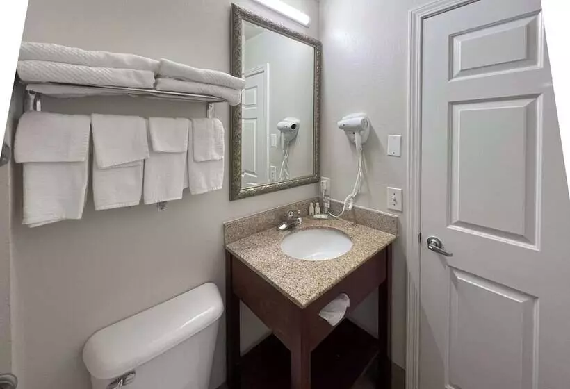 Sviitti, Quality Inn Merrimack  Nashua
