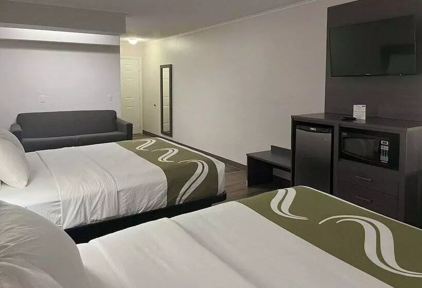 Sviitti, Quality Inn Merrimack  Nashua