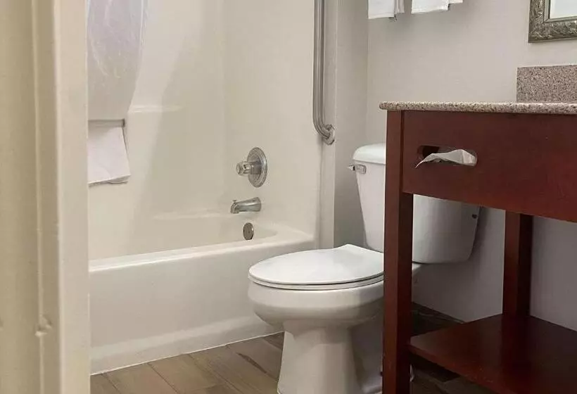 Standard-huone King-vuode, Quality Inn Merrimack  Nashua