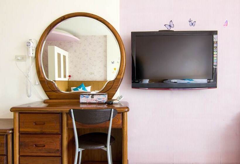 سوییت خانوادگی, Blue Sky B&b