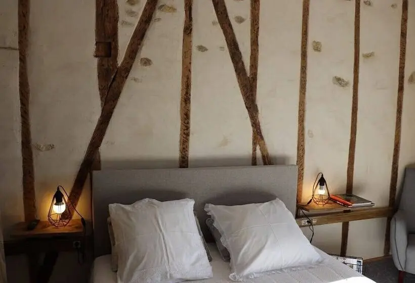 ロマンチックな部屋, Maison D'hôtes Marimpoey