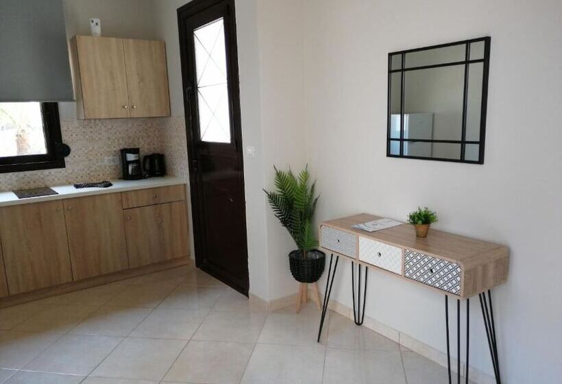 شقة كومفورت 3 غرف نوم, Carisa Maleme