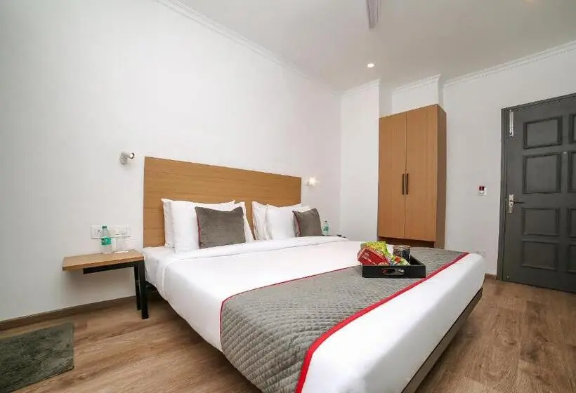 トリプルクラシックルーム, Townhouse Chattarpur Opp. Tivoli Garden Near Chhatarpur Metro Station