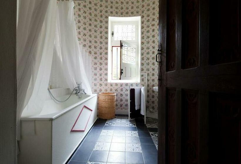 جناح سوبيريور, Les Chambres De Troussay