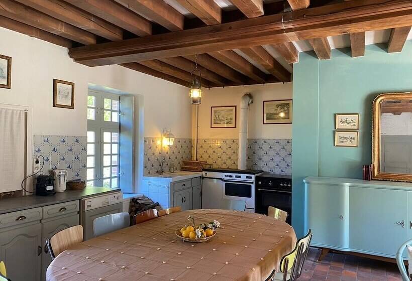 غرفة قياسية, Les Chambres De Troussay