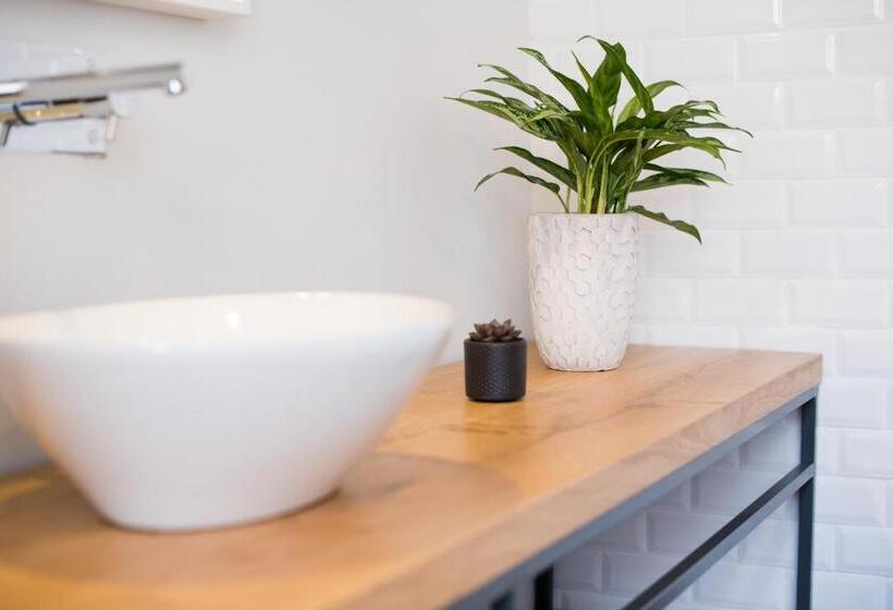 سوییت, Urbano Flh Hotels Lisboa